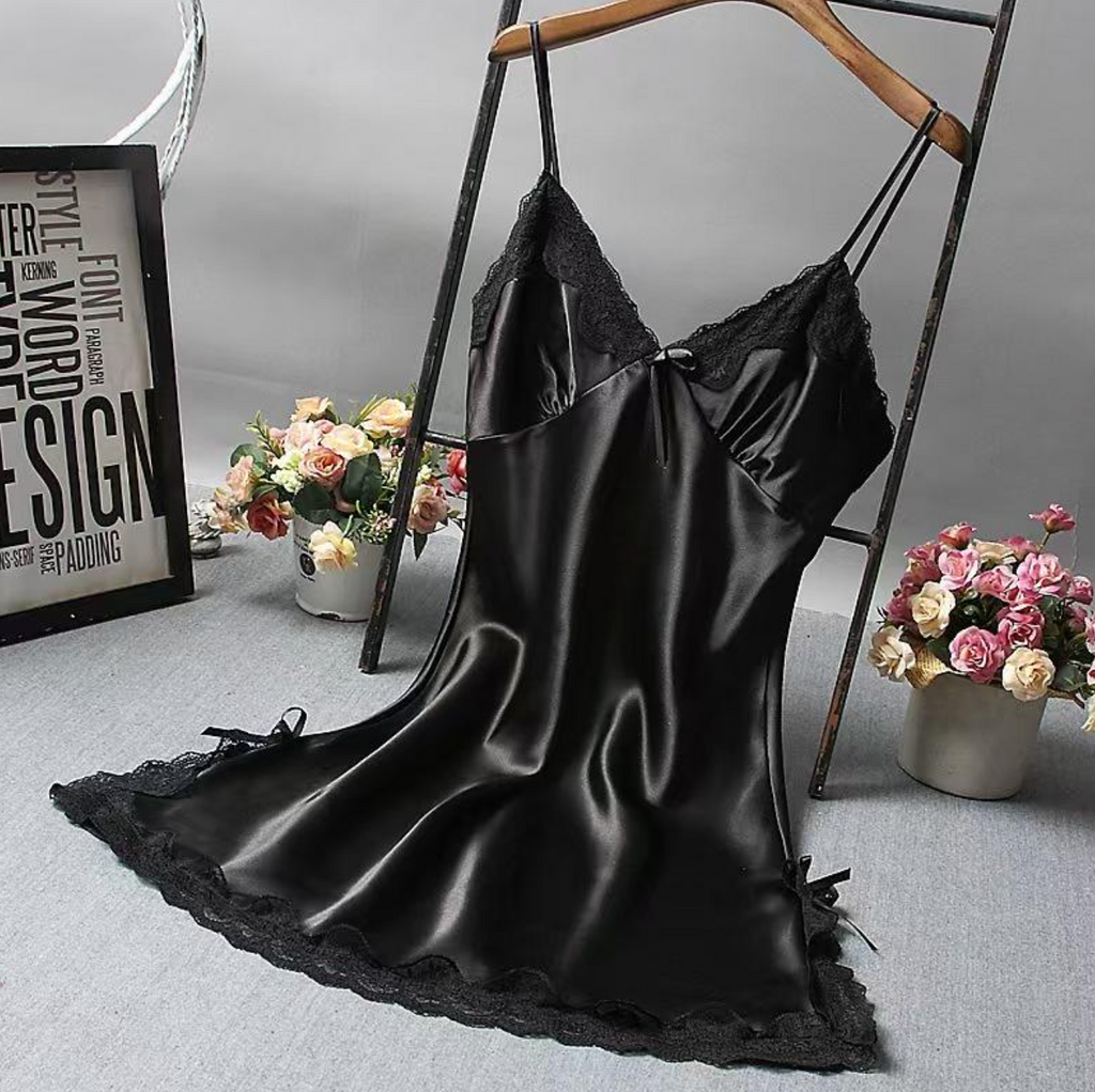 Elegant Lace Patchwork Nightdress
